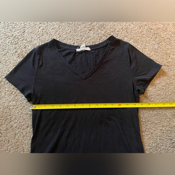 Forever 21 V-Neck Short-Sleeve Shirt - Picture 6 of 8